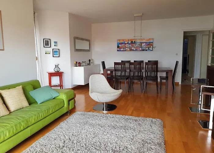 Family Space 90m2 トロギール